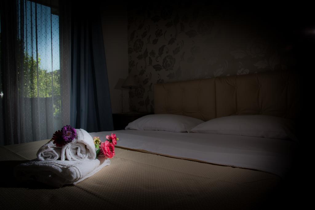 Certe Notti - Suites ポンペイ エクステリア 写真